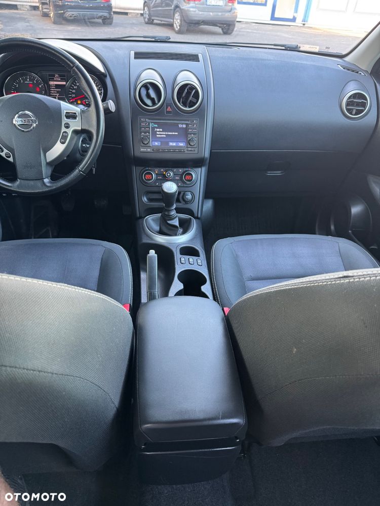 Nissan Qashqai 2.0 visia - 21