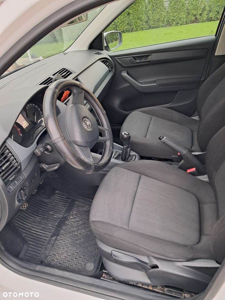 Skoda Fabia 1.2 TSI Active - 5