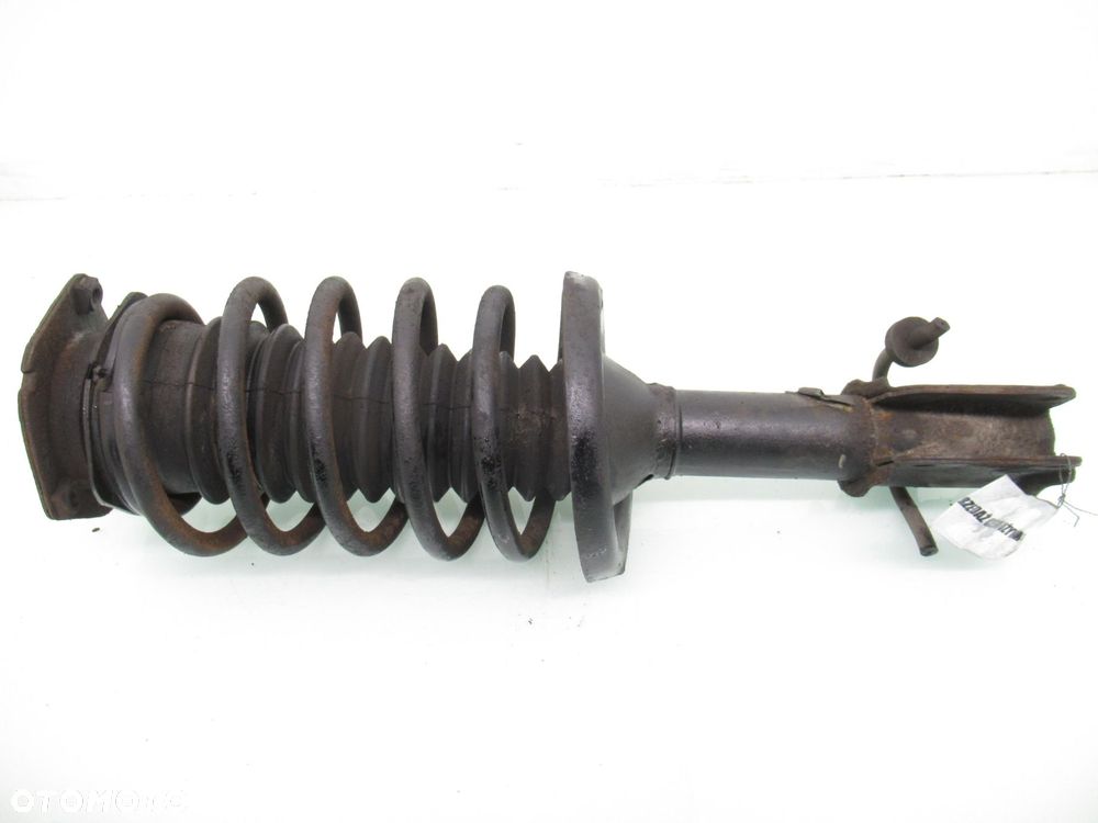MCPERSON PRAWY PRZEDNI SAAB 900 II 2.0 - 1