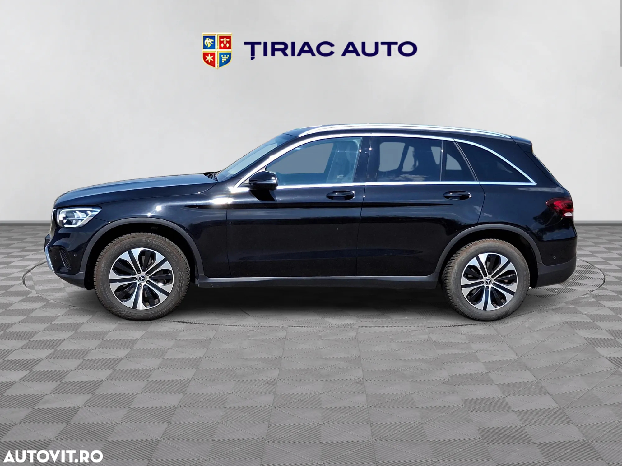 Mercedes-Benz GLC - 3