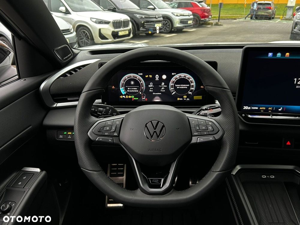 Volkswagen T-Roc - 10