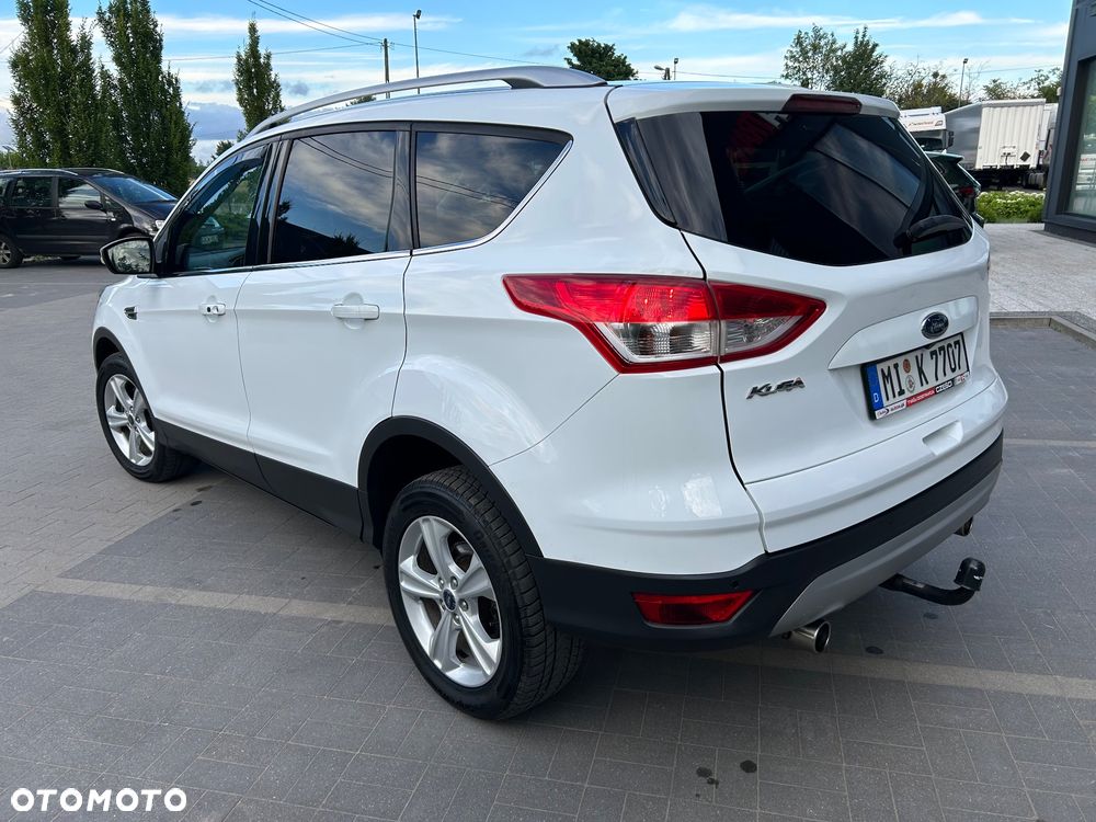 Ford Kuga 2.0 TDCi 4WD Titanium - 4