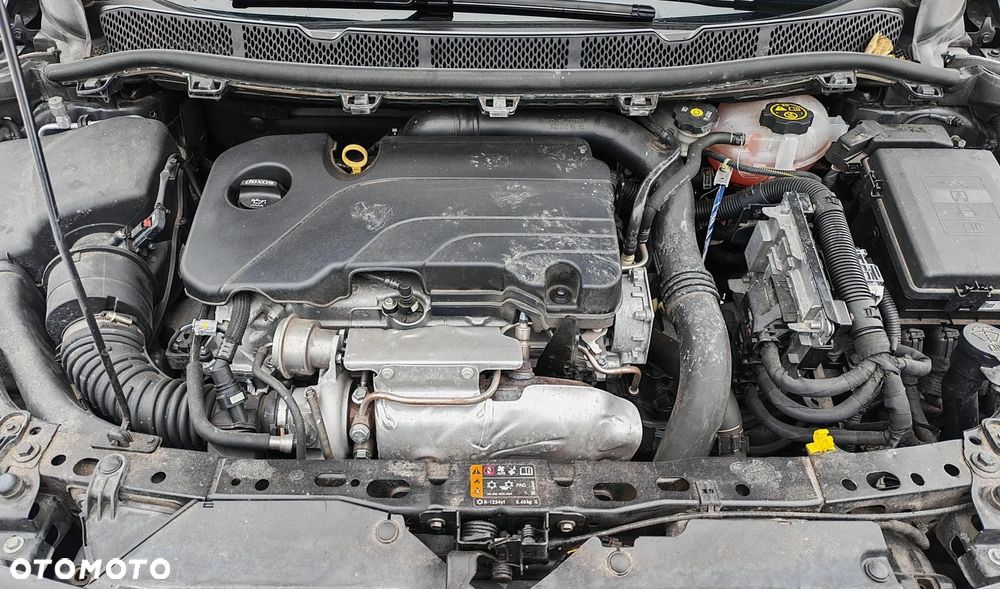 Opel Astra 1.4 Turbo Innovation - 40