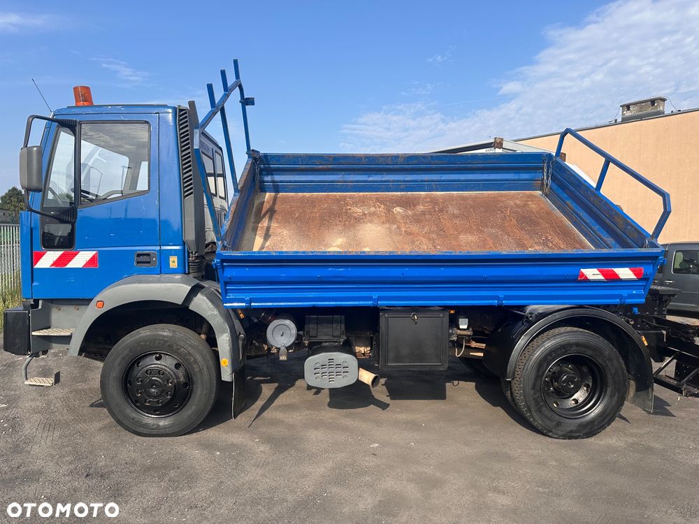 Iveco Eurocargo wywrotka 4x4 - 4
