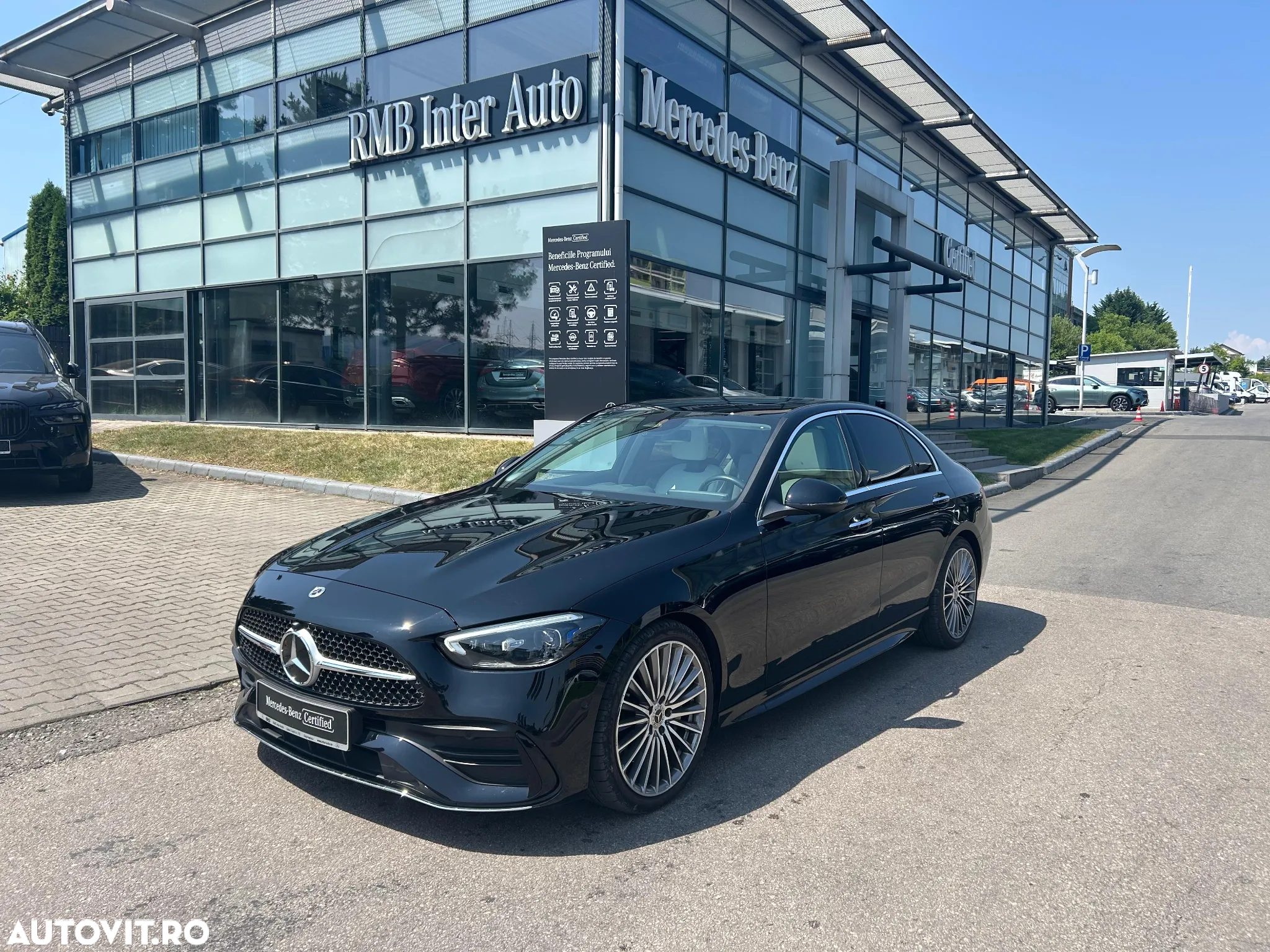 Mercedes-Benz C - 24
