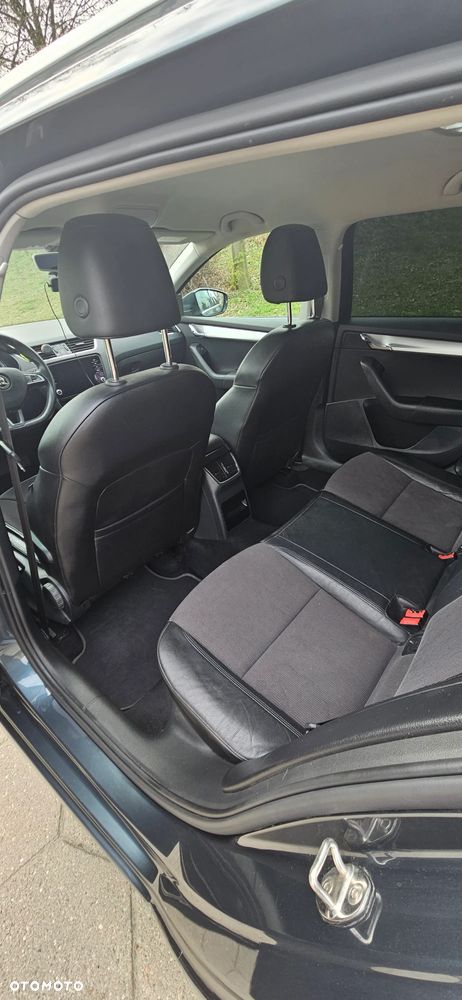 Skoda Octavia 1.6 TDI DSG Clever - 7