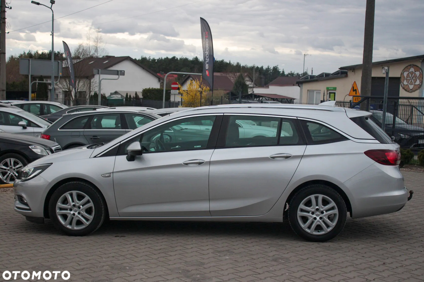Opel Astra 1.6 CDTI Sports Tourer Active - 4