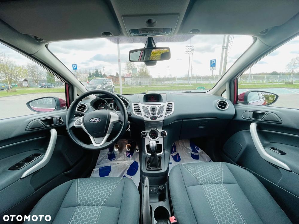 Ford Fiesta 1.6 Ti-VCT Titanium - 15