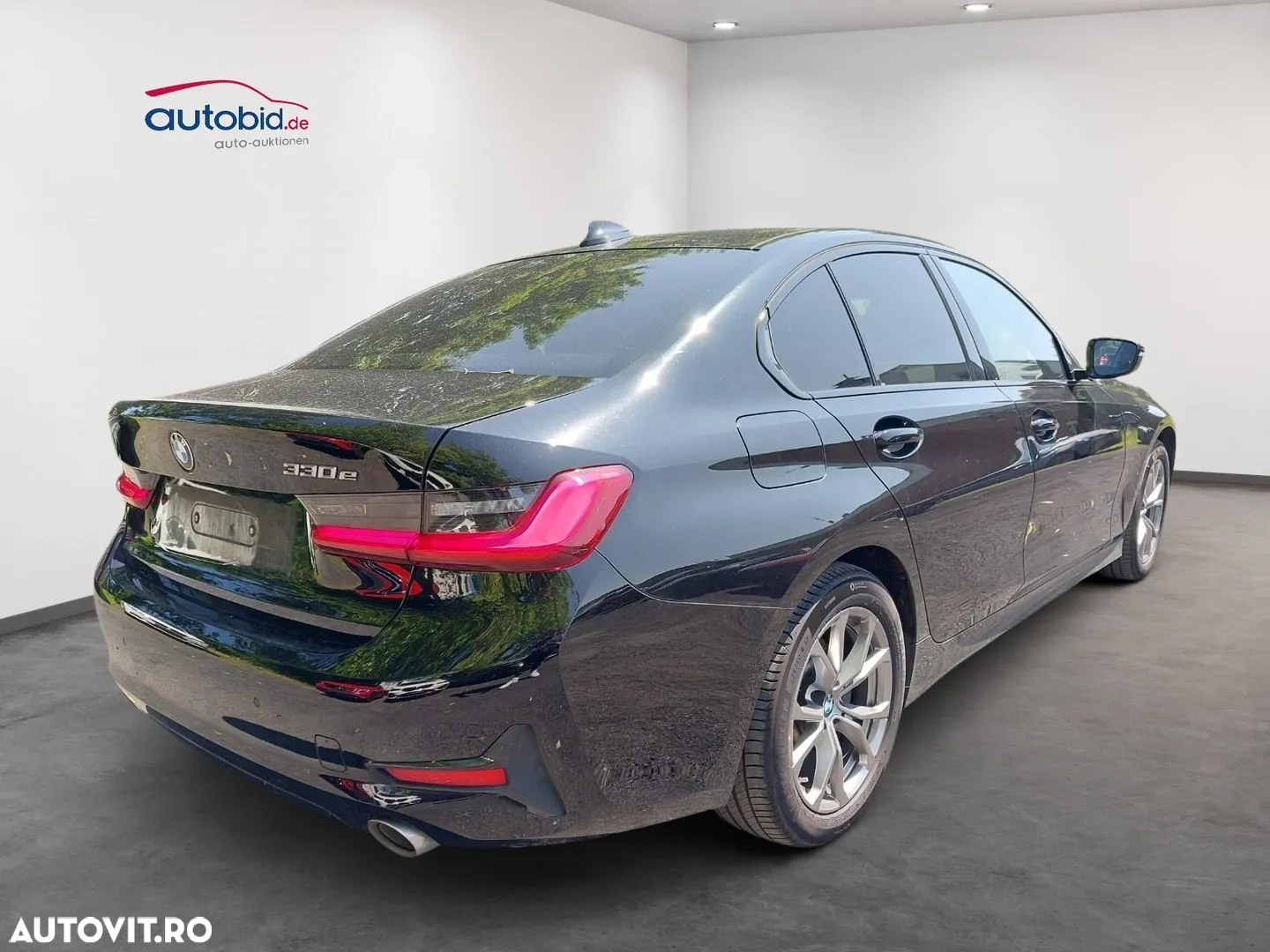 BMW Seria 3 330e Aut. Sport Line - 4