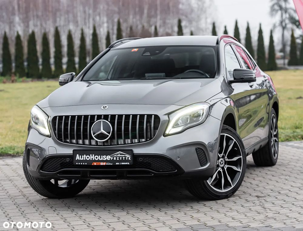 Mercedes-Benz GLA 200 7G-DCT Edition 1 - 4