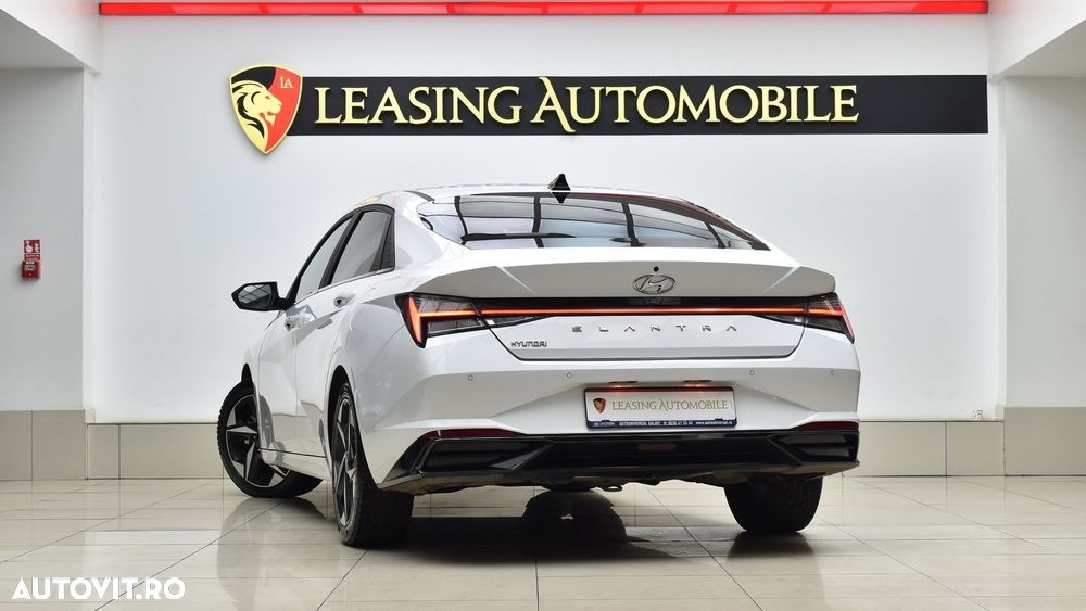 Hyundai Elantra 1.6 l 123 CP 6MT Exclusive - 5