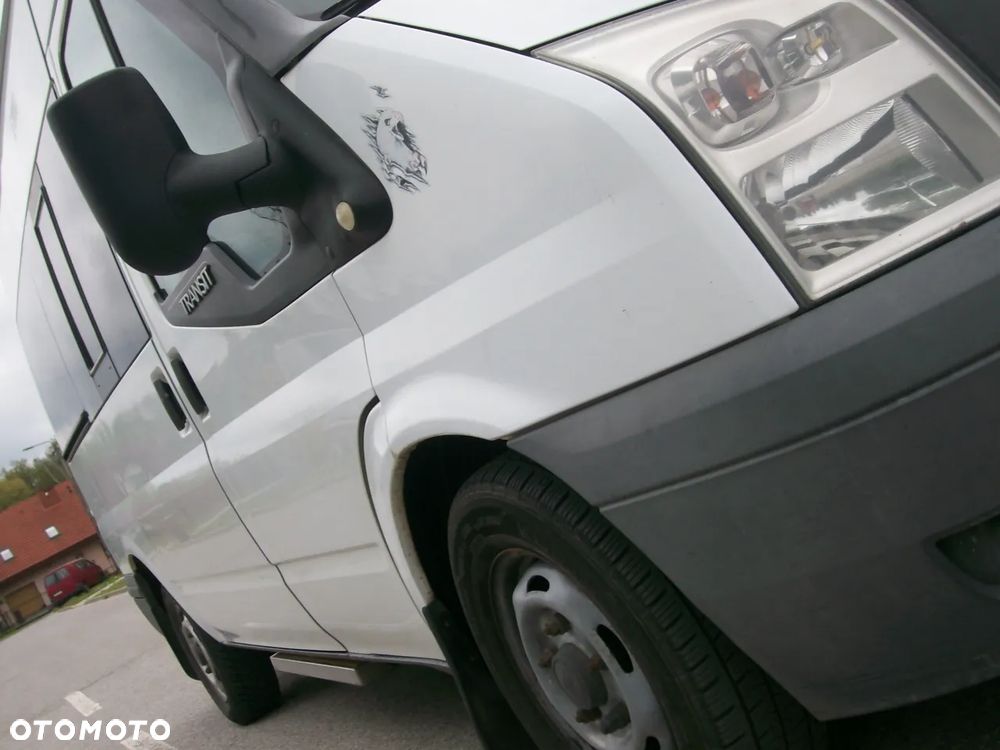 Ford Transit - 19