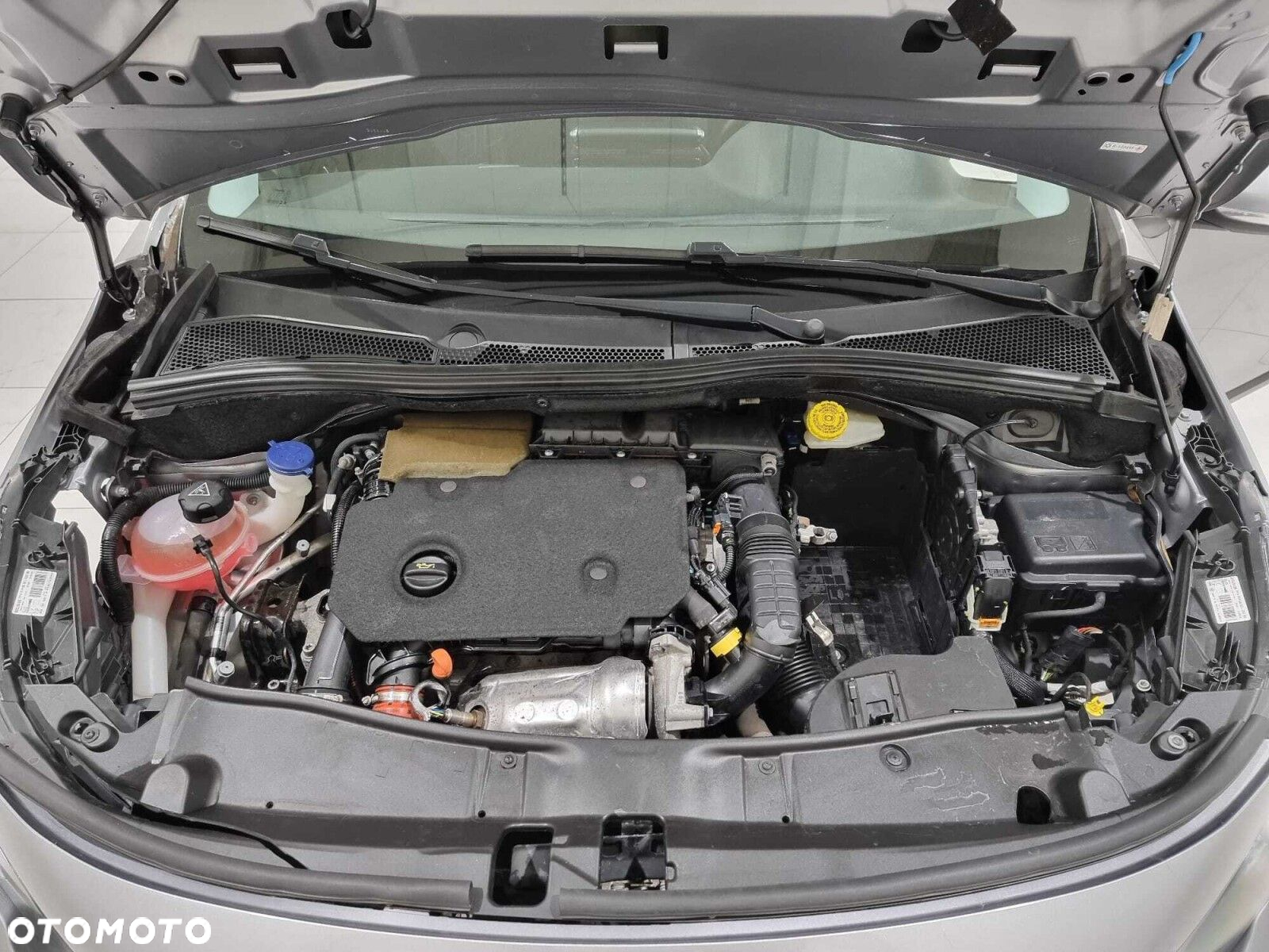Peugeot 2008 - 13