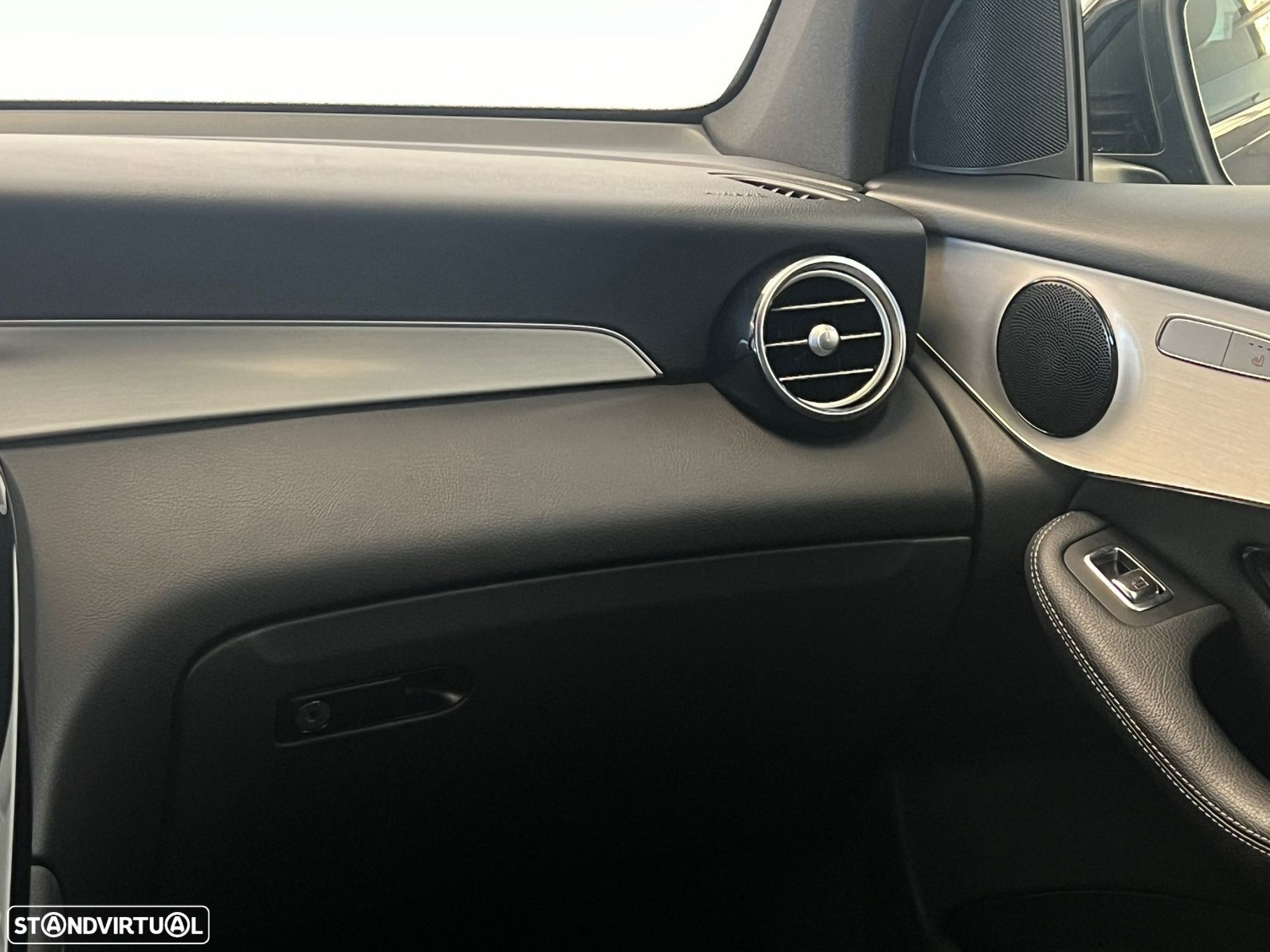 Mercedes-Benz GLC 250 d AMG Line 4-Matic - 30