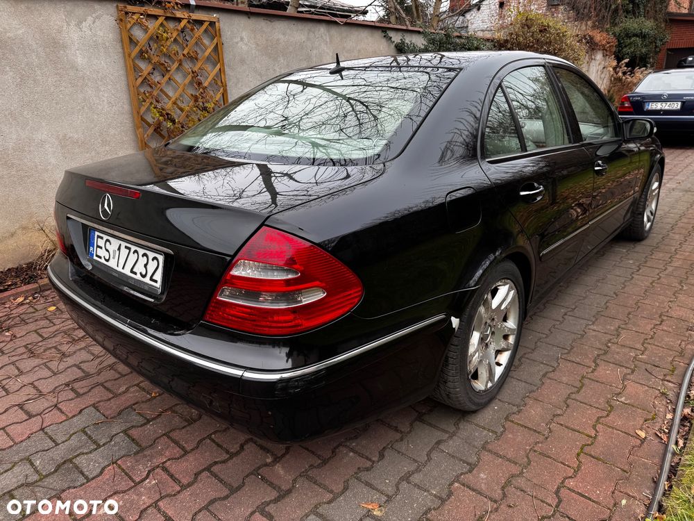 Mercedes-Benz Klasa E 270 CDI Elegance - 4