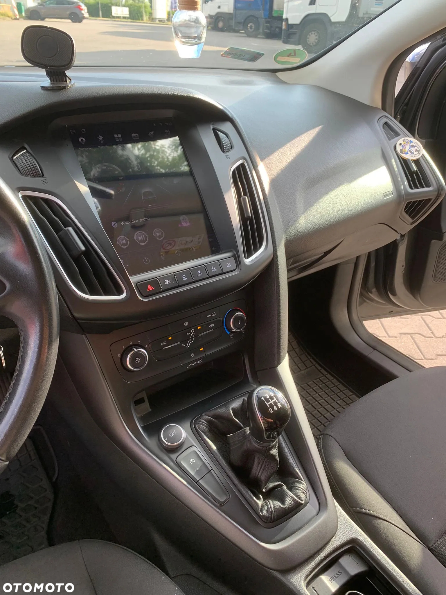 Ford Focus 1.0 EcoBoost Trend ASS - 23
