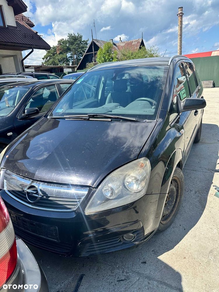 Opel ZAFIRA B 1.9 CDTI Cały Na Części - 1