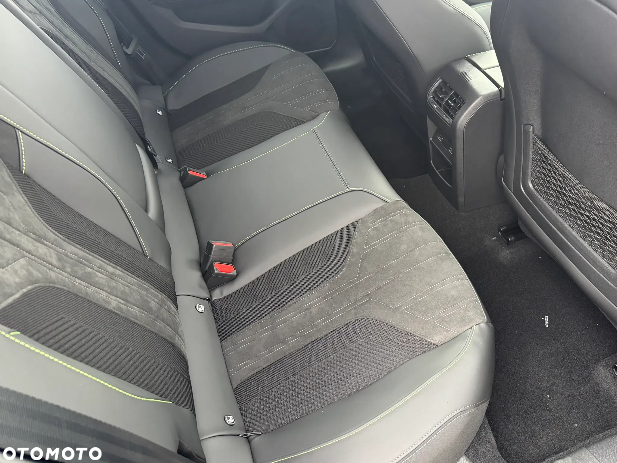 Peugeot 308 e-308 54kWh GT - 12