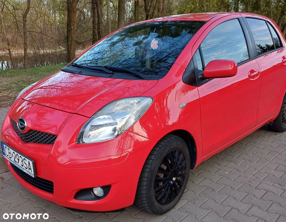 Daihatsu Charade - 1