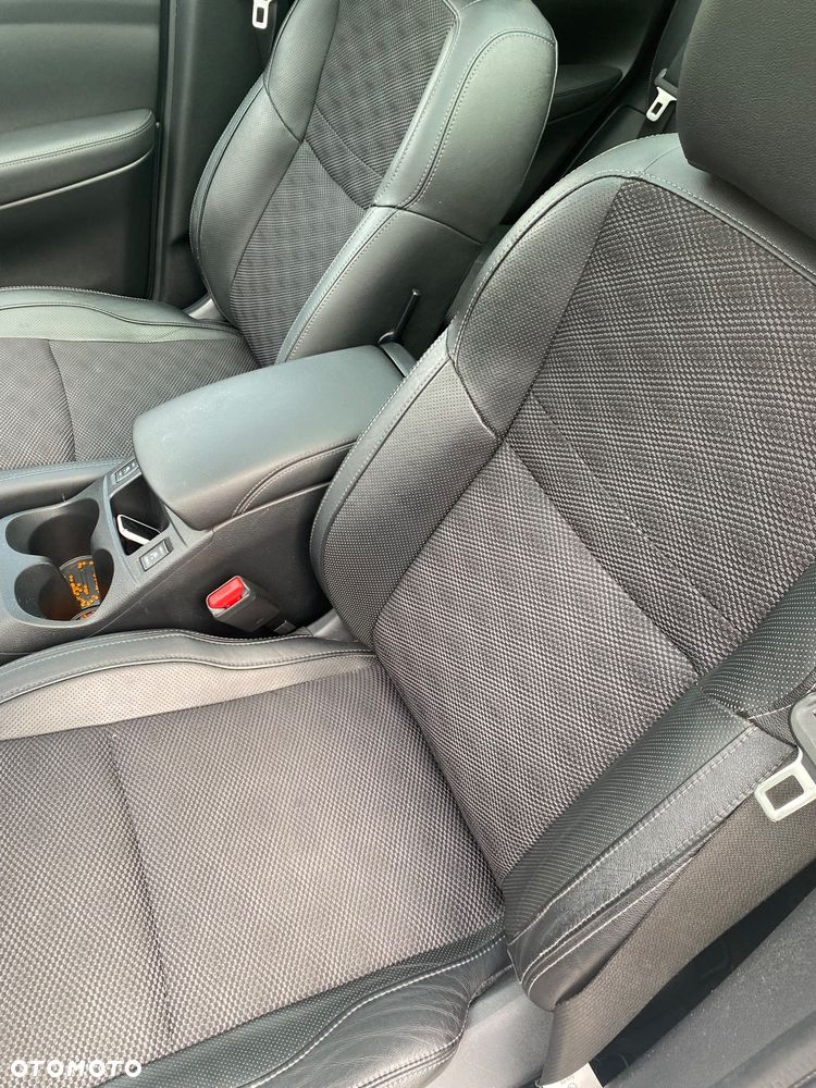 Nissan Qashqai 1.5 dCi Tekna - 6