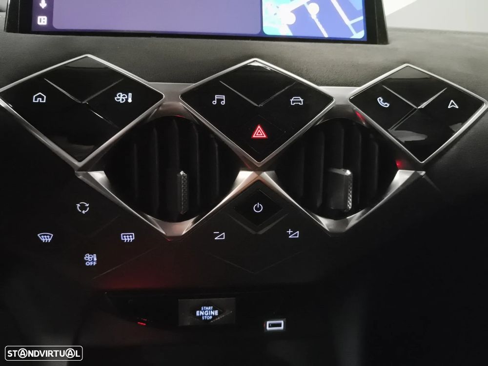 DS DS3 Crossback PureTech 130 Aut. PERFORMANCE LINE - 26