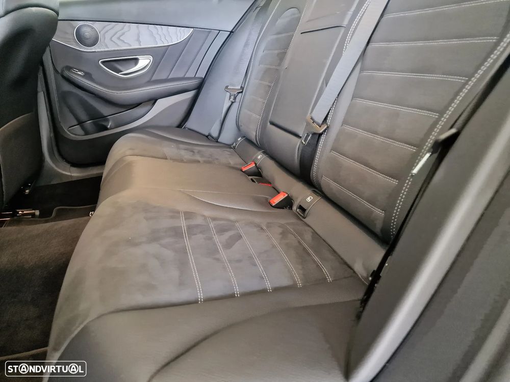 Mercedes-Benz C 300 d AMG Line - 20