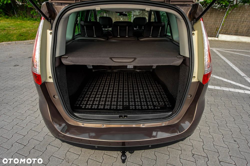Renault Grand Scenic - 33
