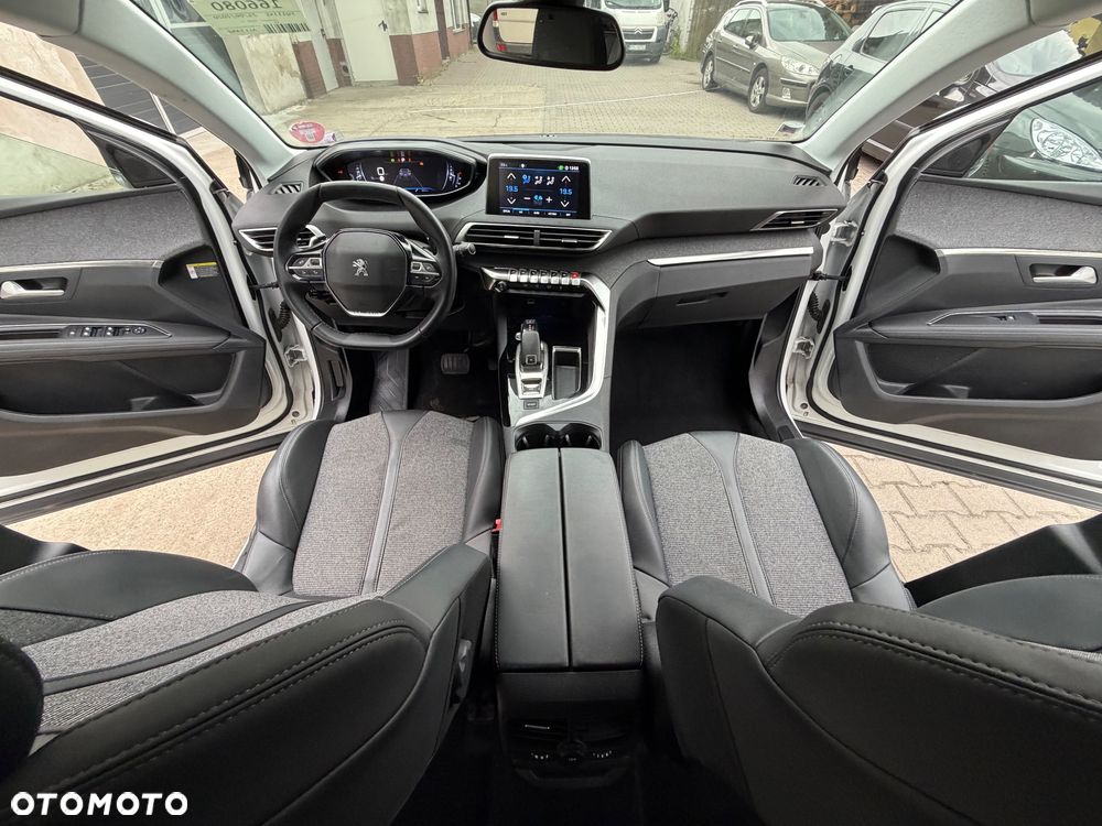 Peugeot 3008 PureTech 130 Stop & Start GPF EAT8 Allure - 5