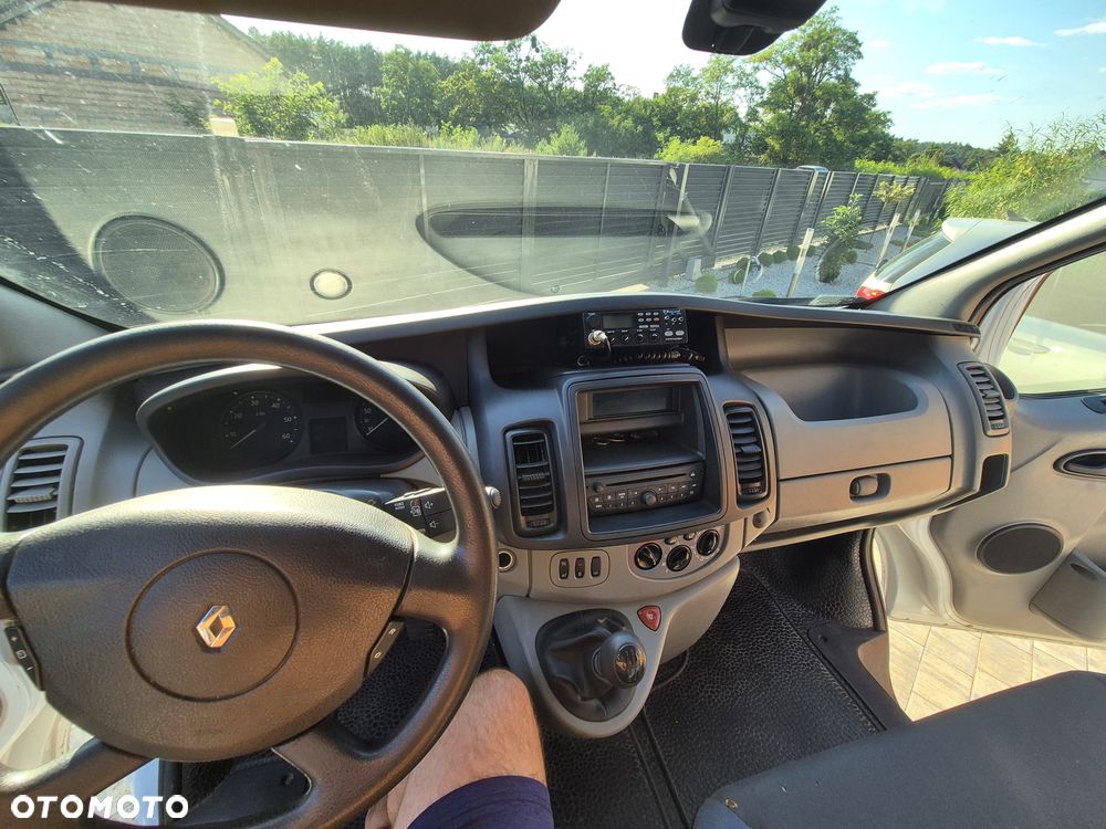 Renault Trafic - 9