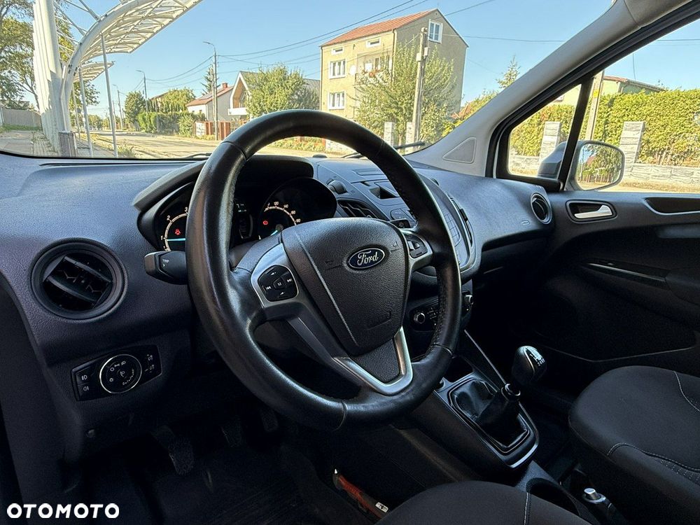 Ford Transit Courier - 7