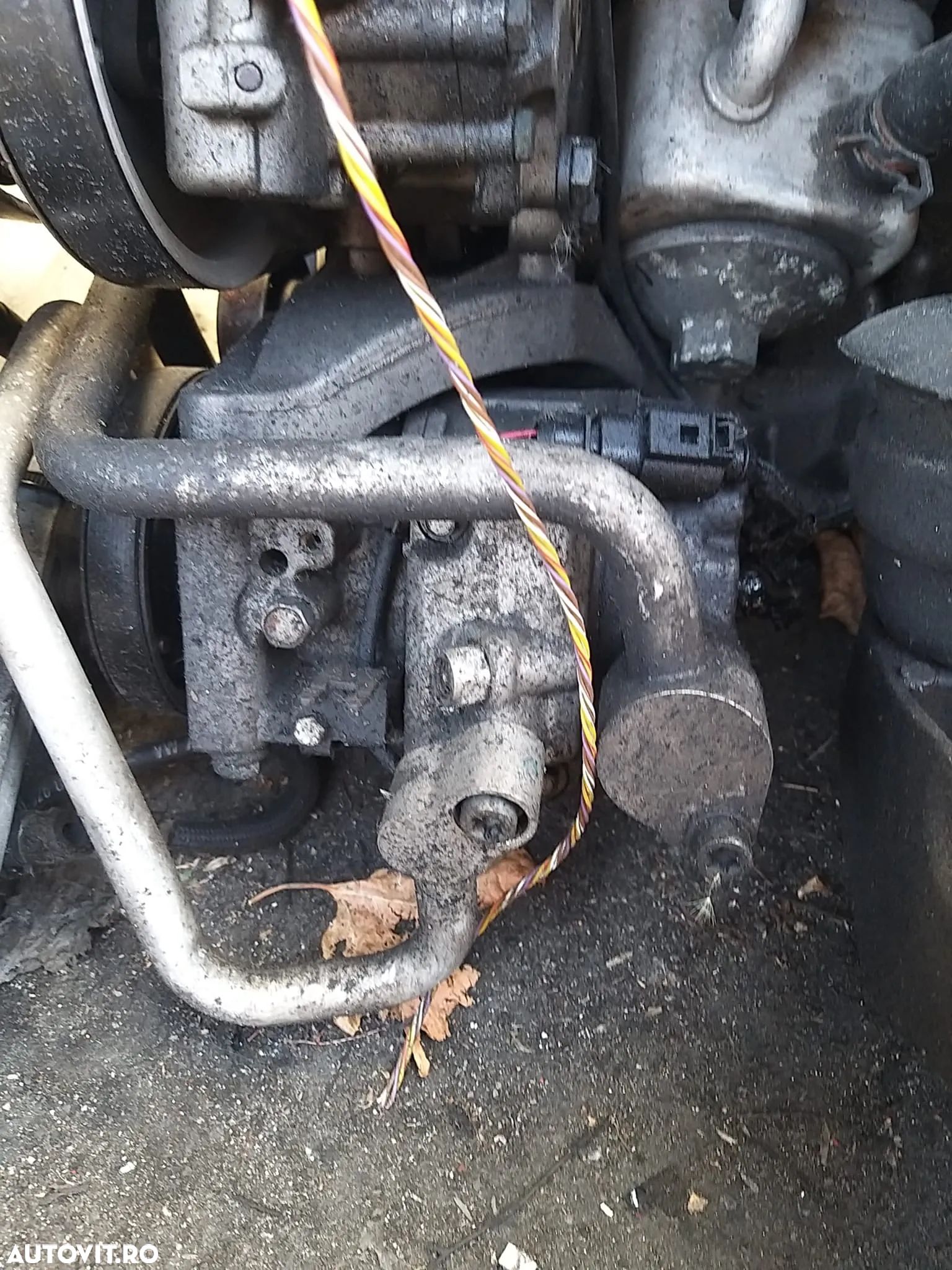 Compressor AC pentru Audi A6 C5 2.5 TDI V6 180 CP - 1