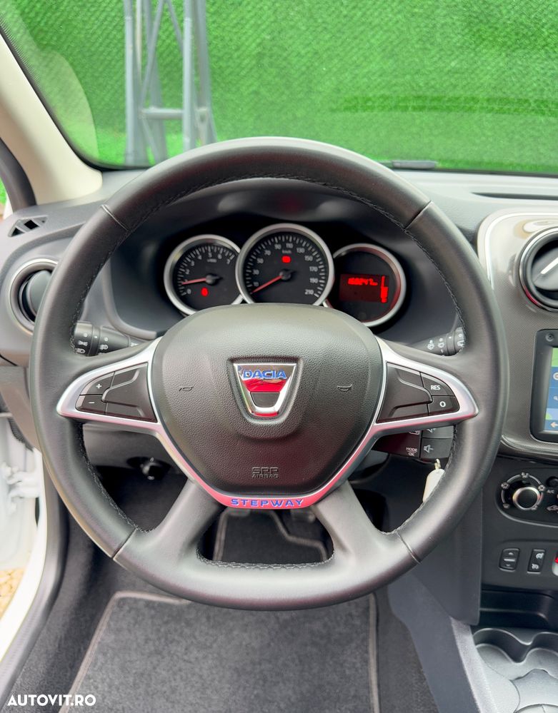 Dacia Sandero - 16