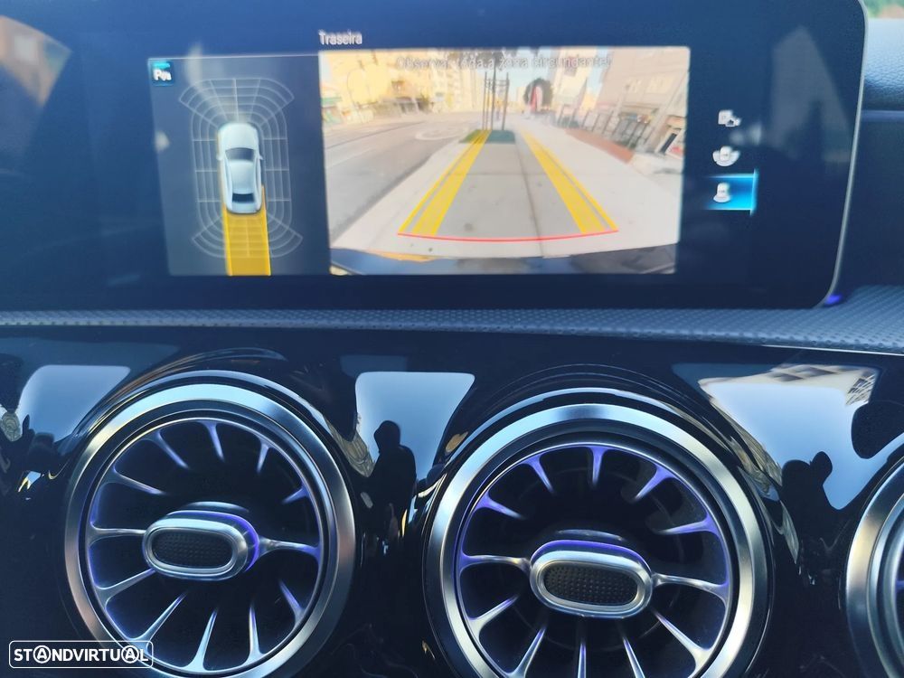 Mercedes-Benz A 180 d 7G-DCT AMG Line - 13