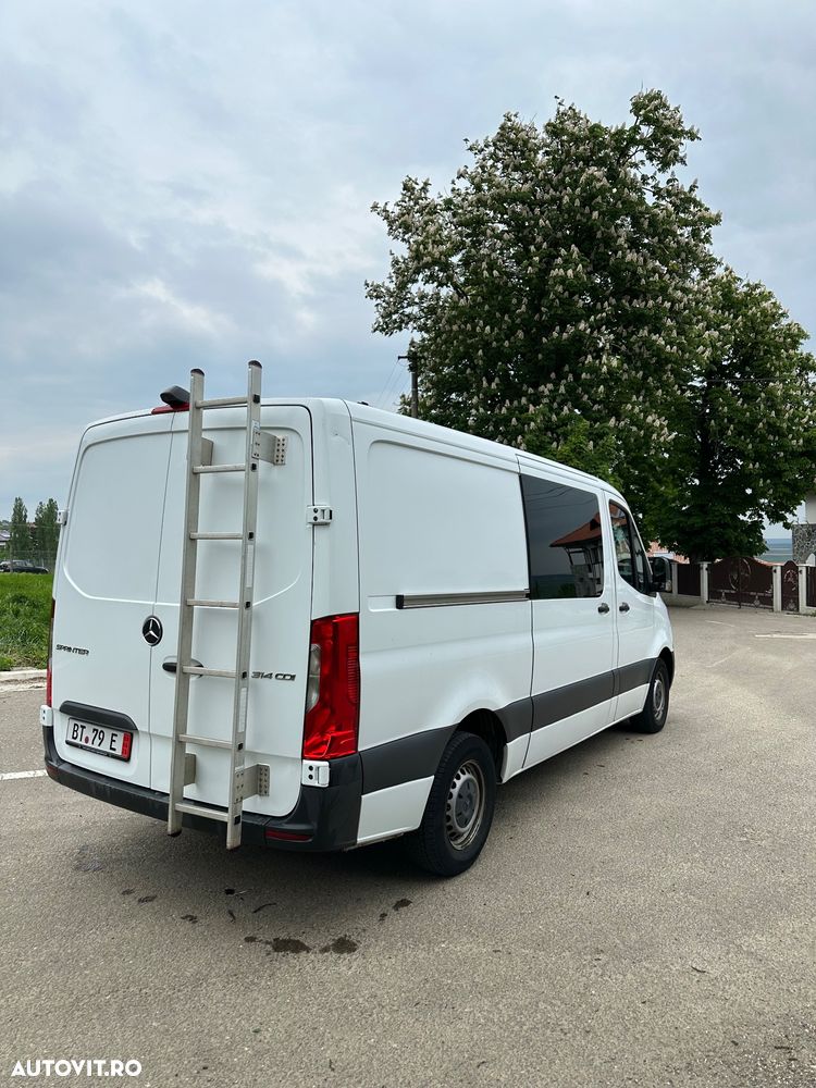 Mercedes-Benz Sprinter - 4