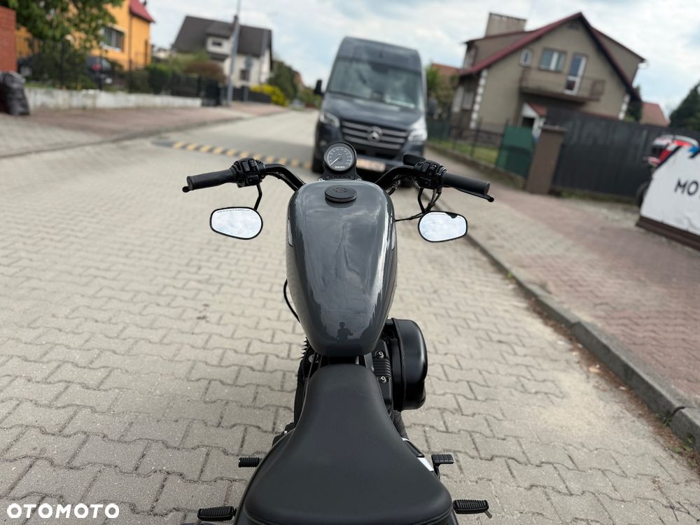 Harley-Davidson Sportster Iron 883 - 16