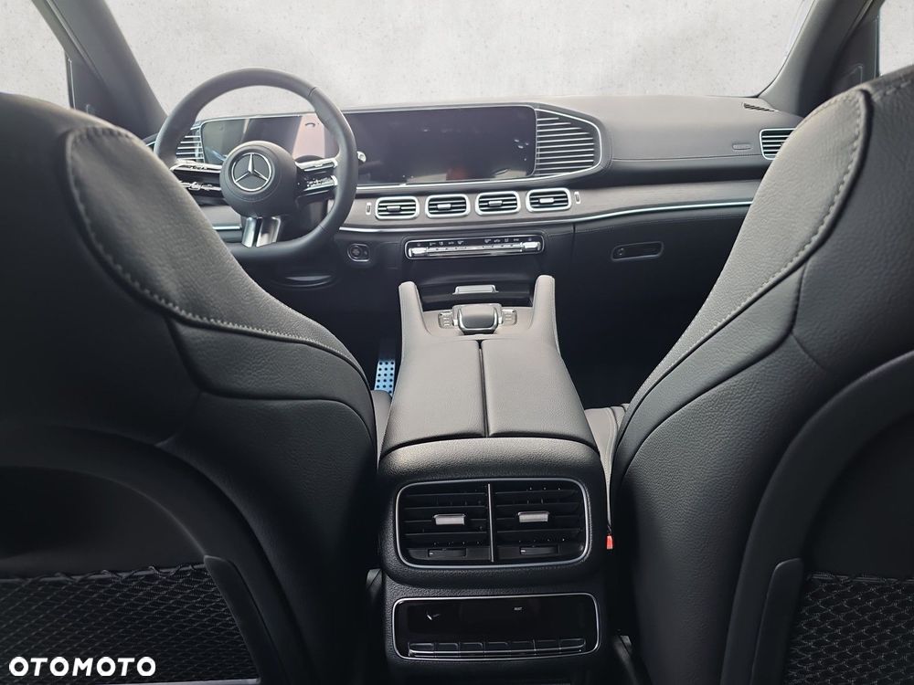 Mercedes-Benz GLE - 13