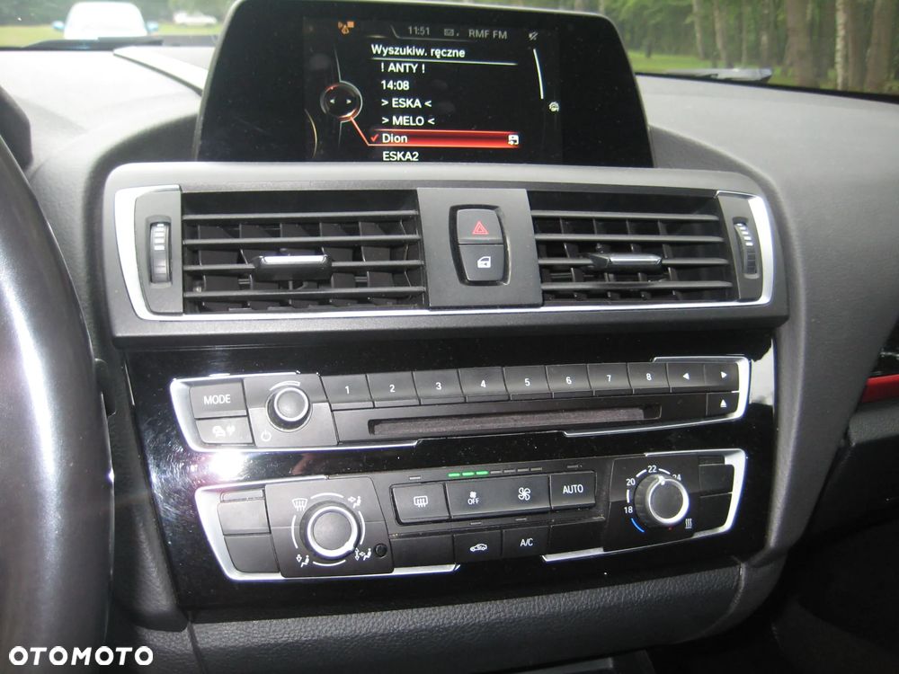 BMW Seria 1 116d Sport Line - 16