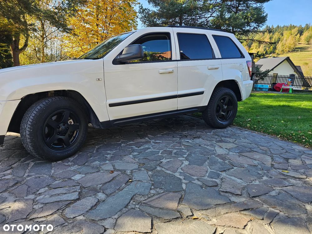 Jeep Grand Cherokee 2010 photo 4