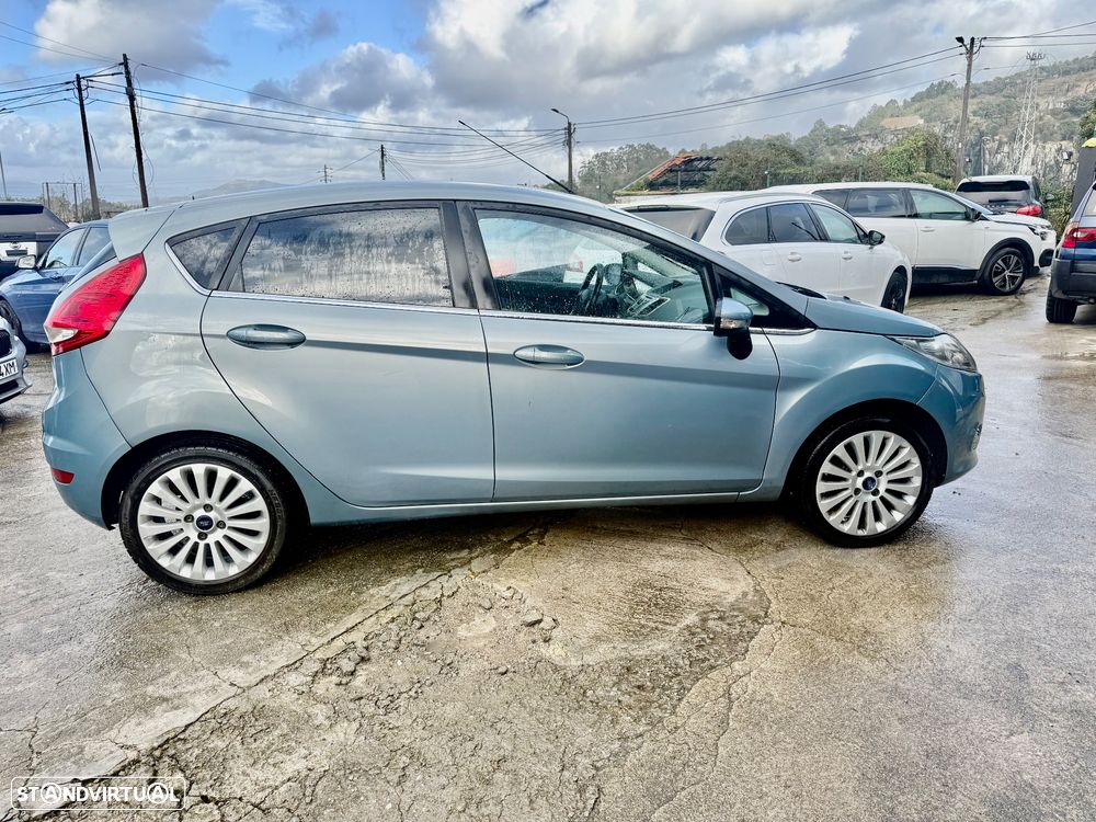 Ford Fiesta 1.6 TDCI Titanium - 47