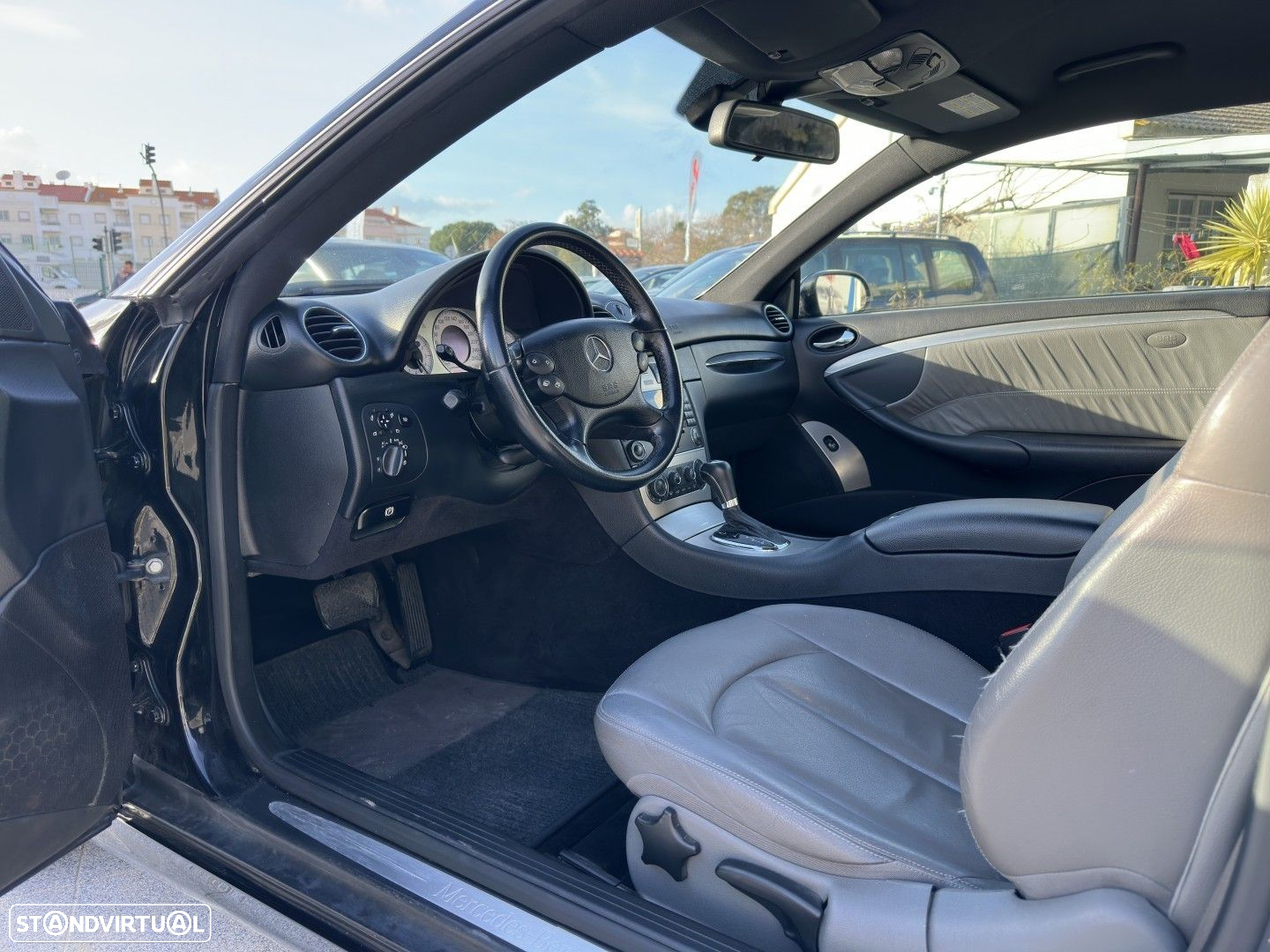 Mercedes-Benz CLK 220 CDi Avantgarde Aut. - 4