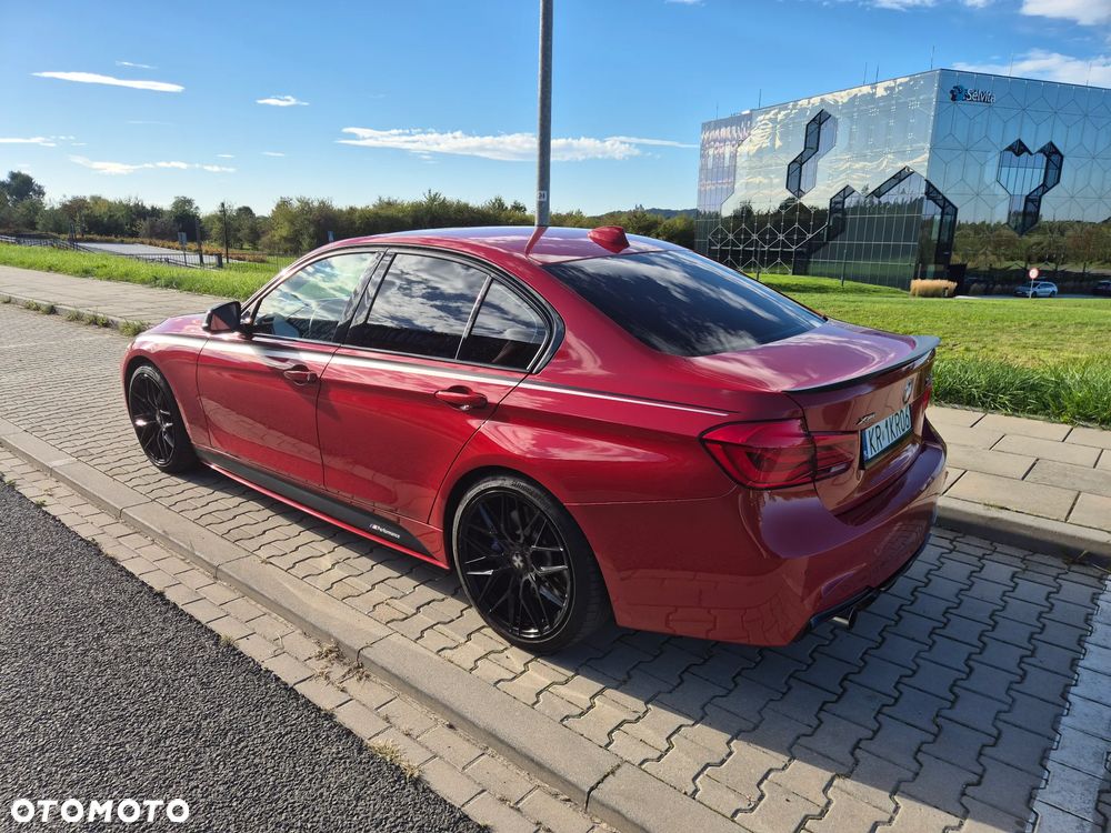 BMW Seria 3 340i xDrive M Sport - 12