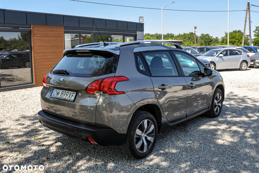 Peugeot 2008 - 4