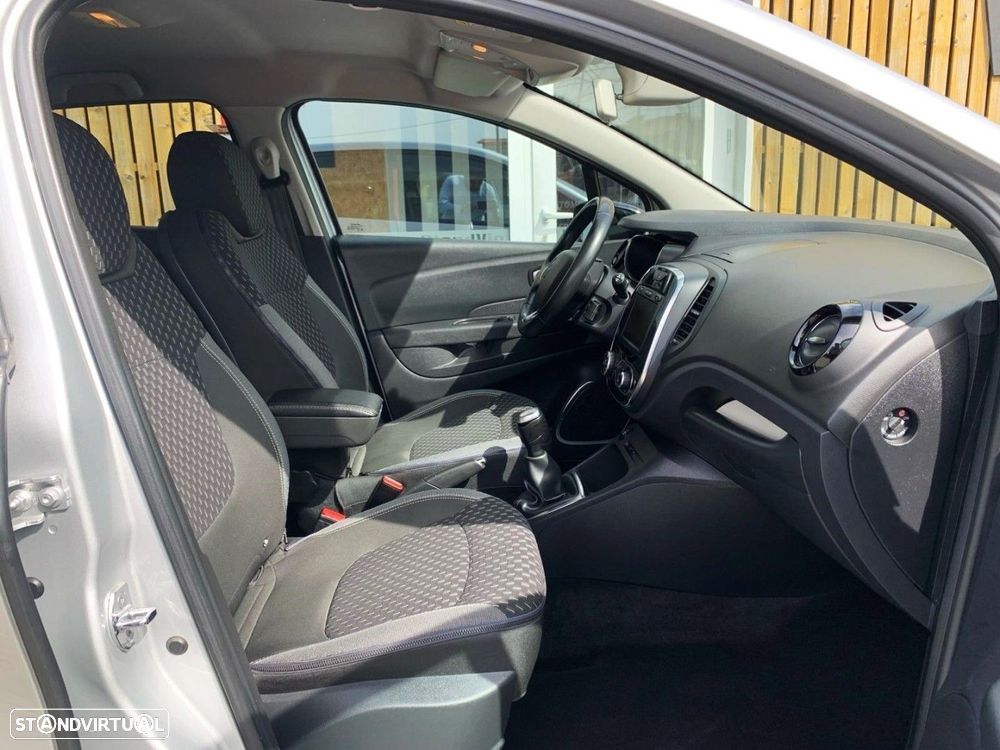 Renault Captur 1.5 dCi Exclusive - 12