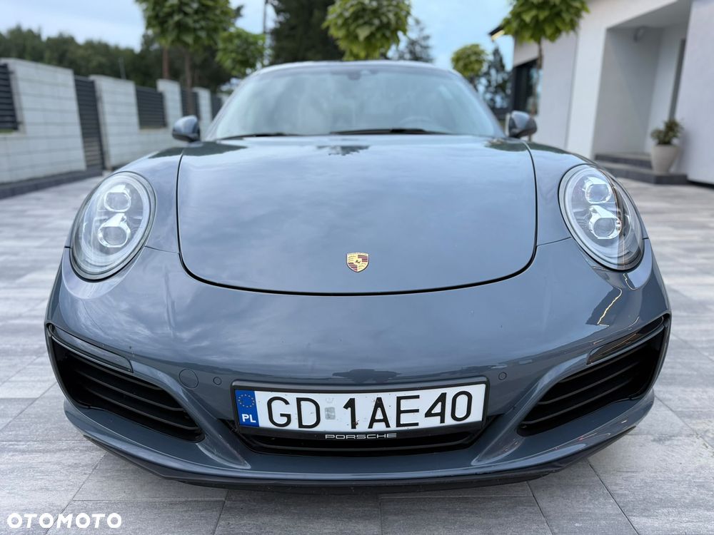 Porsche 911 Carrera T - 3