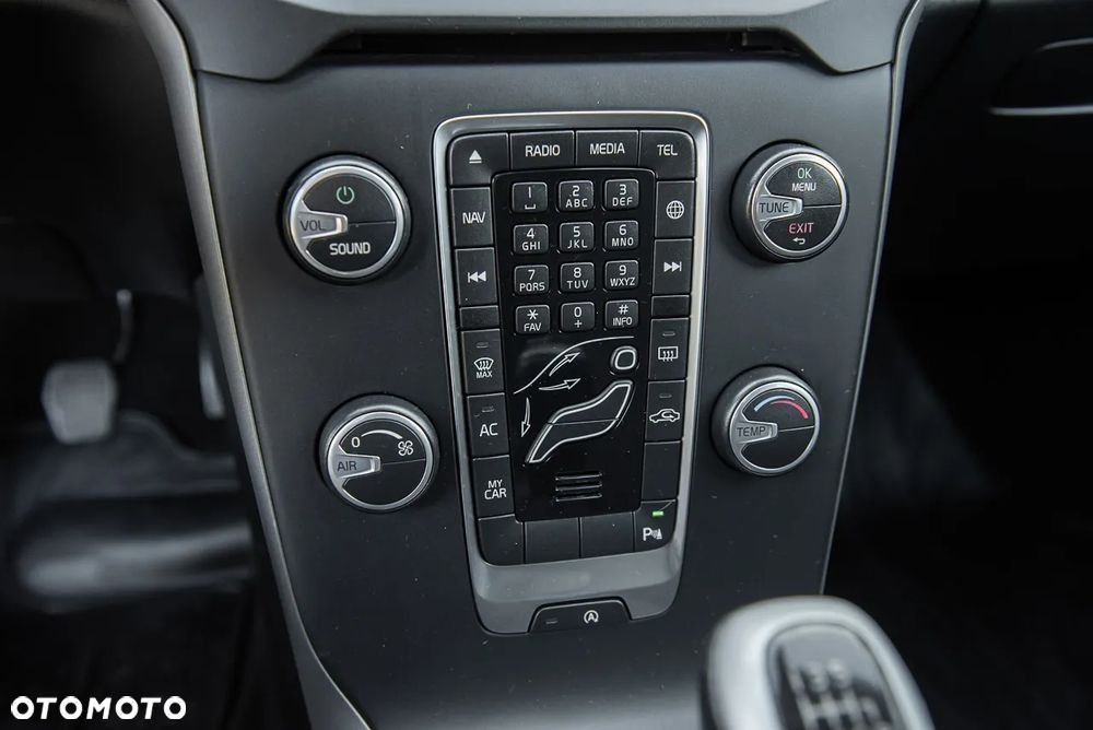 Volvo V40 Cross Country D2 Drive-E Kinetic - 22