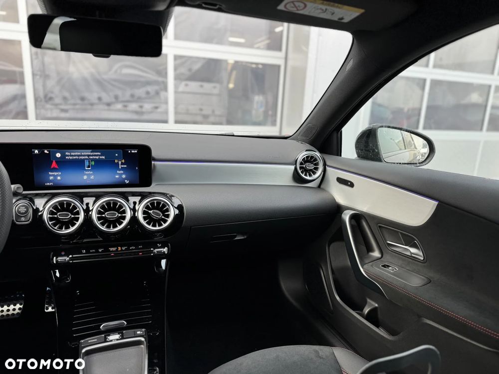 Mercedes-Benz Klasa A 200 7G-DCT Advanced AMG Line - 16