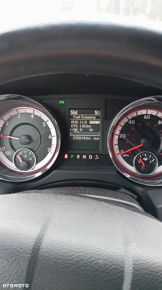 Dodge Grand Caravan - 8