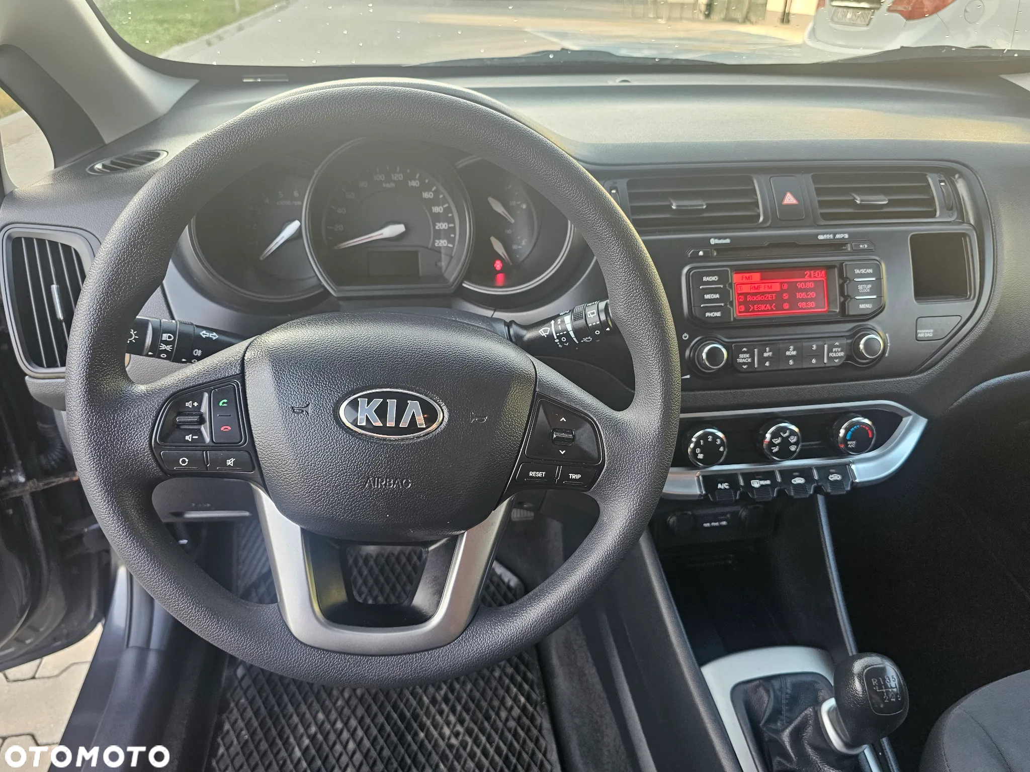 Kia Rio 1.1 CRDI Dream Team Edition - 7