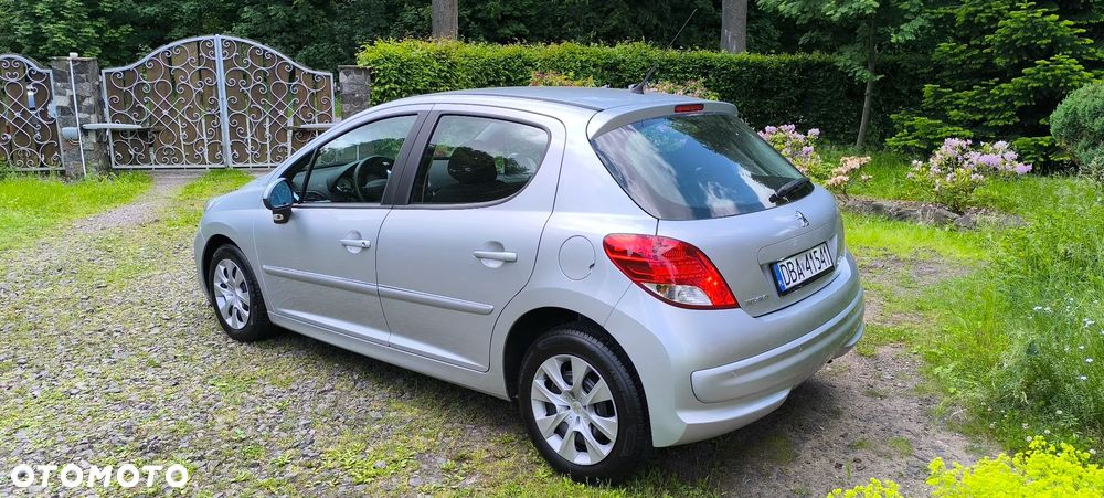 Peugeot 207 1.4 16V Trendy nICE - 24