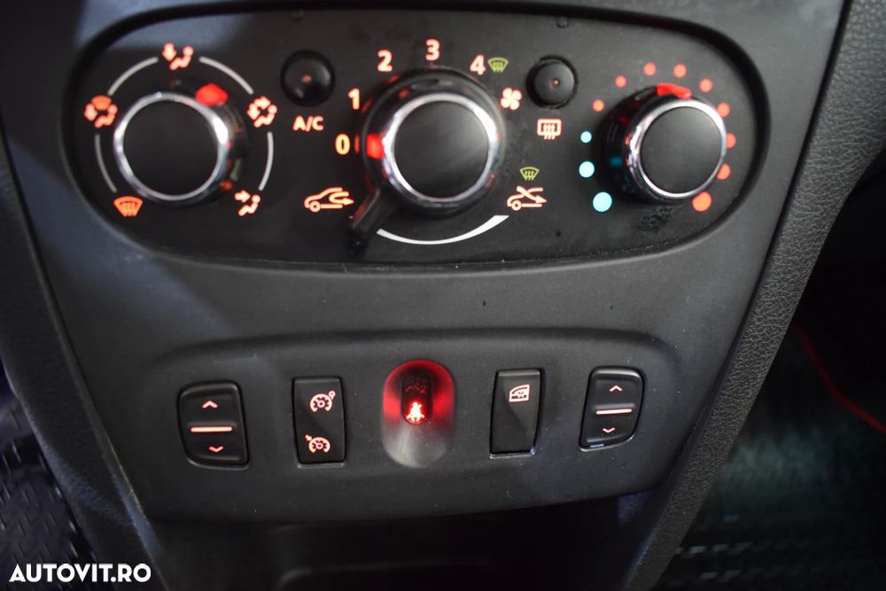 Dacia Logan 1.2 73 CP Laureate - 10